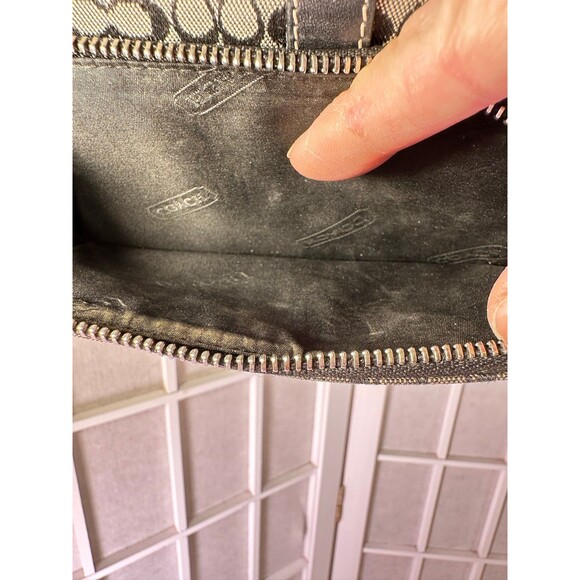 Coach Wallet - Picture 4 of 12